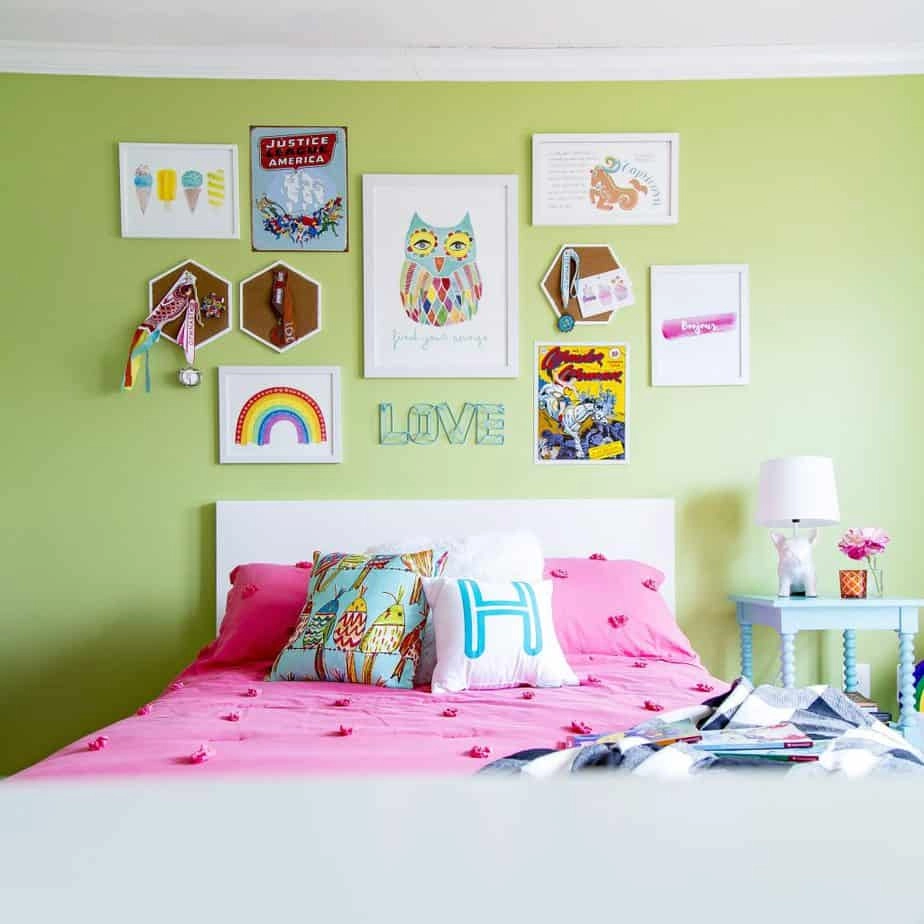 girls rainbow bedroom