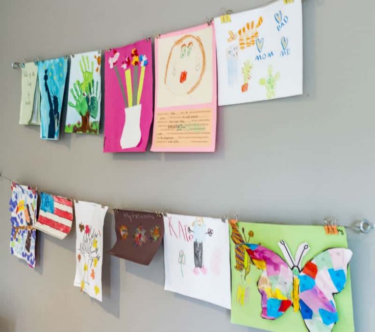 Want to display your kids artwork at home? Here's a simple DIY way to display your kids' masterpieces in just a few steps.