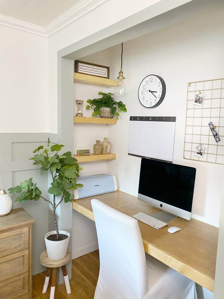 5 home office decorating ideas for your small workspace